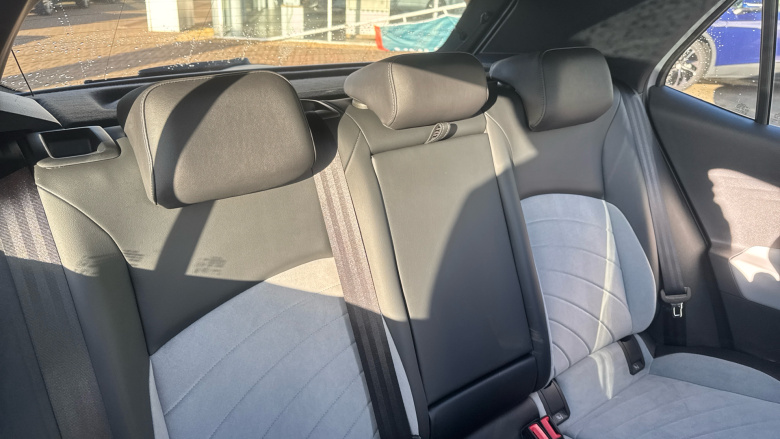 Volkswagen ID.3 150kW Family Pro Performance 58kWh 5dr Auto Electric Hatchback